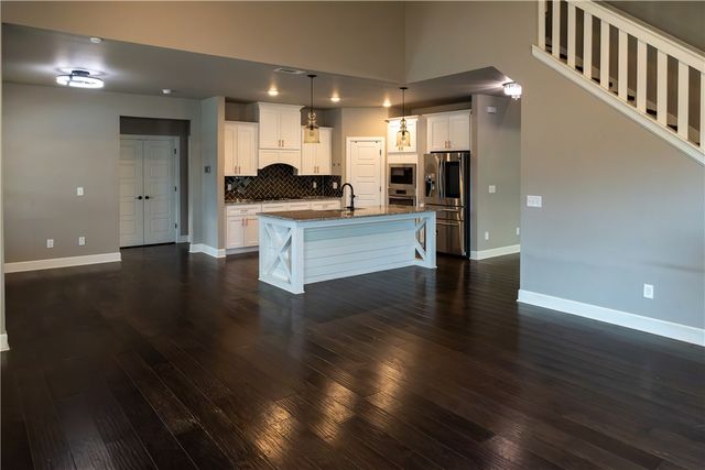 1010 Silver Maple Street, Centerton, AR 72719