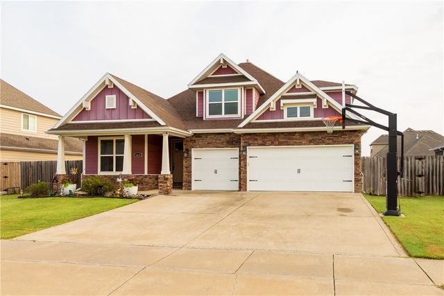 1010 Silver Maple Street, Centerton, AR 72719