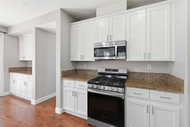 877 lavastone Dr, Lincoln, CA 95648