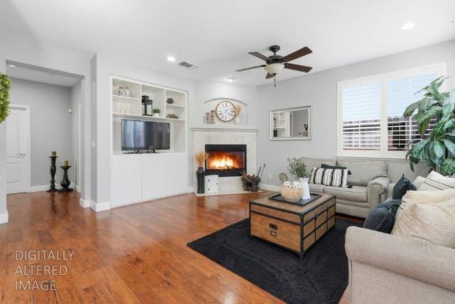 877 lavastone Dr, Lincoln, CA 95648