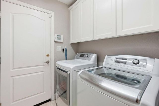 877 lavastone Dr, Lincoln, CA 95648