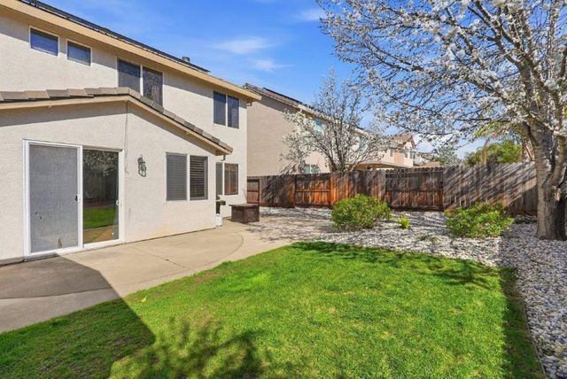 877 lavastone Dr, Lincoln, CA 95648