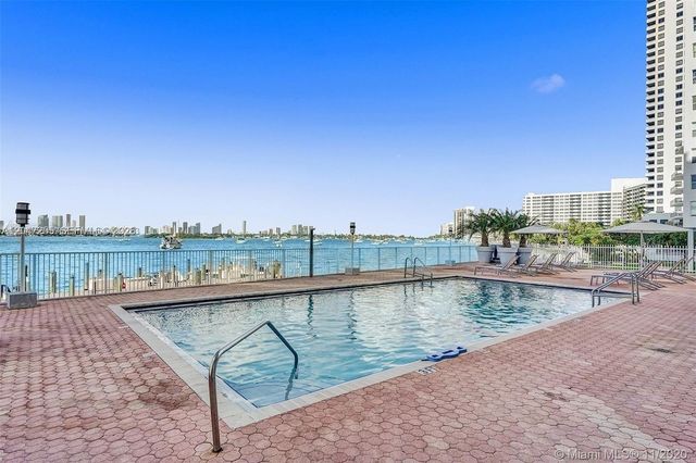 1228 West Ave 613, Miami Beach, FL 33139
