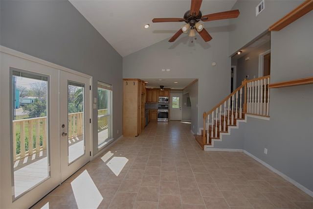 710 6th Street, San Leon, TX 77539