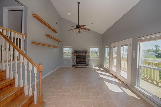 710 6th Street, San Leon, TX 77539