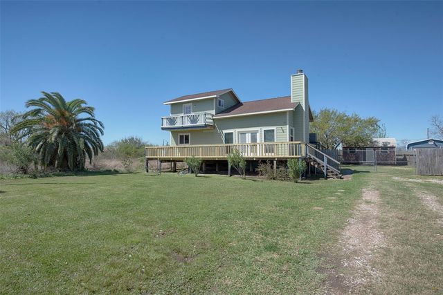 710 6th Street, San Leon, TX 77539