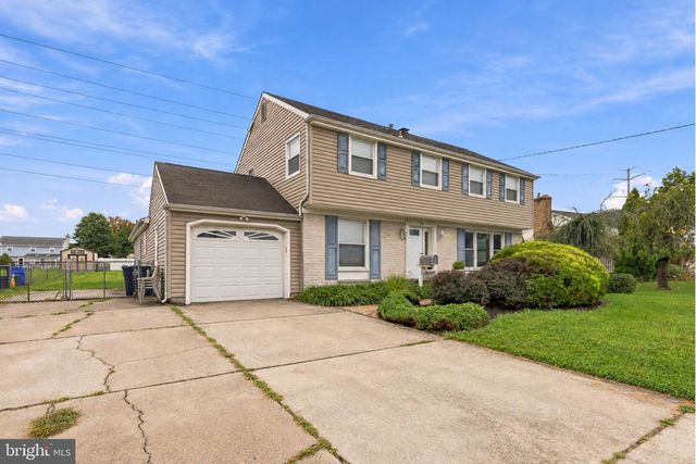 818 HILLTOP RD, Cinnaminson, NJ 08077