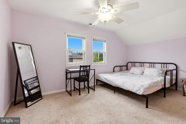 818 HILLTOP RD, Cinnaminson, NJ 08077