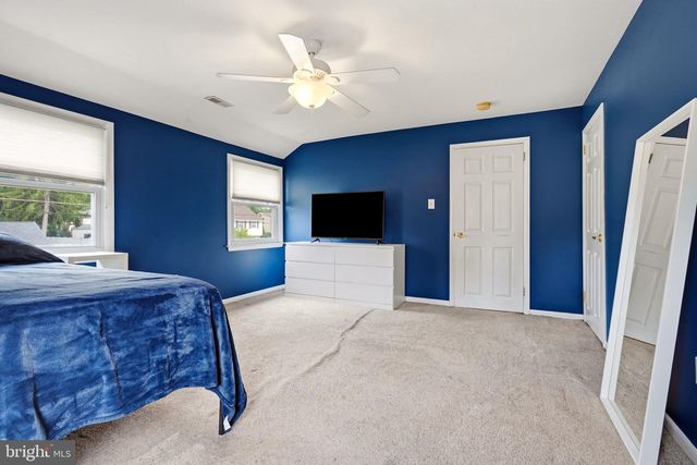 818 HILLTOP RD, Cinnaminson, NJ 08077