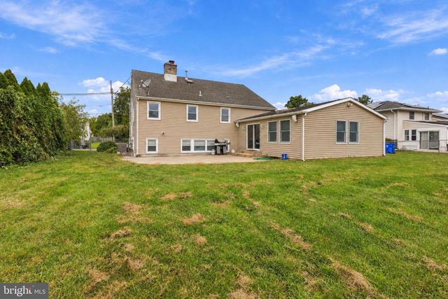 818 HILLTOP RD, Cinnaminson, NJ 08077