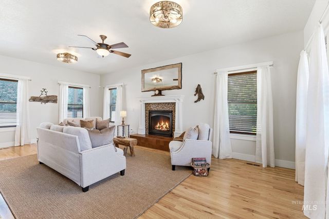 11470 S Cross Slope Pl., Nampa, ID 83686