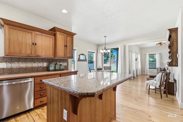 11470 S Cross Slope Pl., Nampa, ID 83686