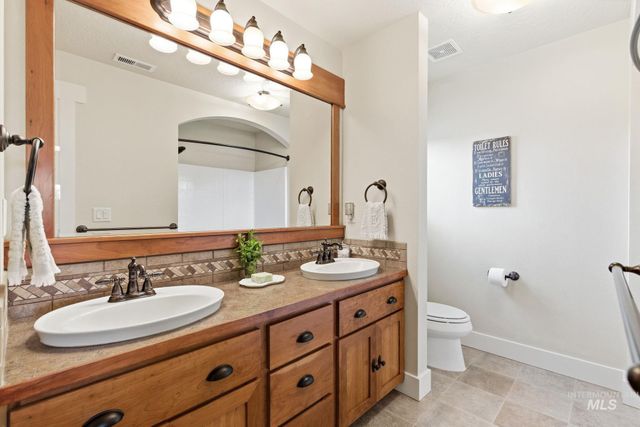 11470 S Cross Slope Pl., Nampa, ID 83686