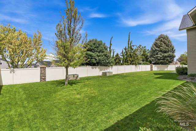 11470 S Cross Slope Pl., Nampa, ID 83686