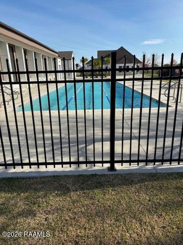 122 Stonehurst Drive, Youngsville, LA 70592