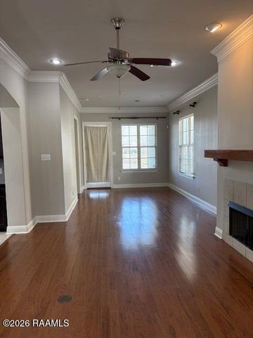 122 Stonehurst Drive, Youngsville, LA 70592