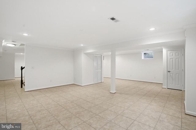 1002 KIMBERWICKE RD, Mclean, VA 22102