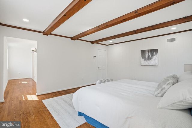 1002 KIMBERWICKE RD, Mclean, VA 22102