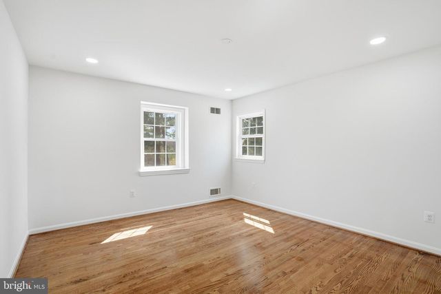 1002 KIMBERWICKE RD, Mclean, VA 22102