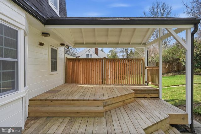 1002 KIMBERWICKE RD, Mclean, VA 22102