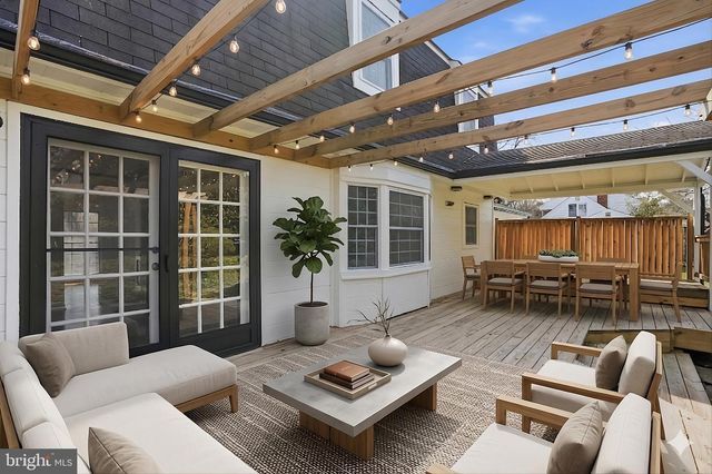 1002 KIMBERWICKE RD, Mclean, VA 22102