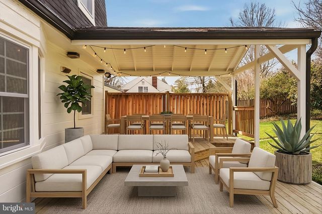 1002 KIMBERWICKE RD, Mclean, VA 22102