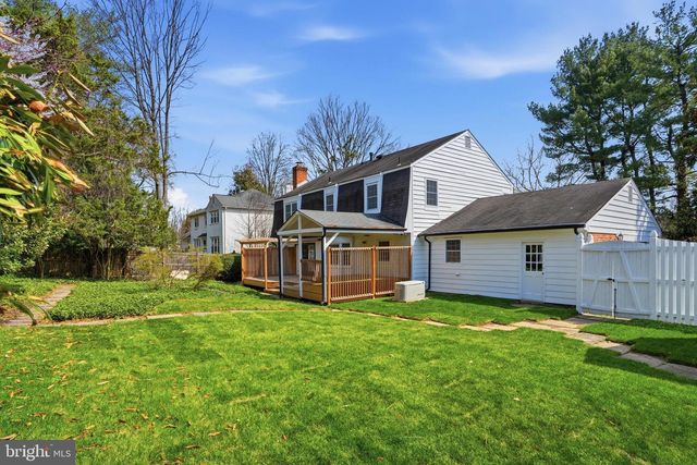 1002 KIMBERWICKE RD, Mclean, VA 22102