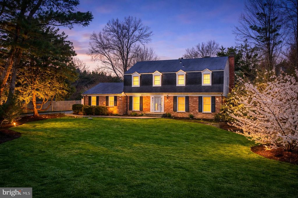 1002 KIMBERWICKE RD, Mclean, VA 22102
