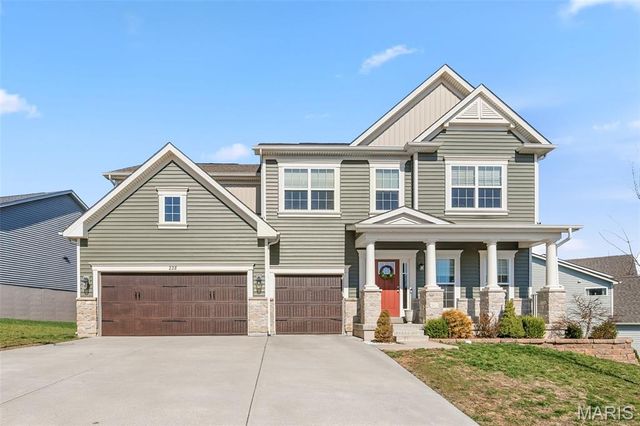 228 Carlton Point Drive, Wentzville, MO 63385