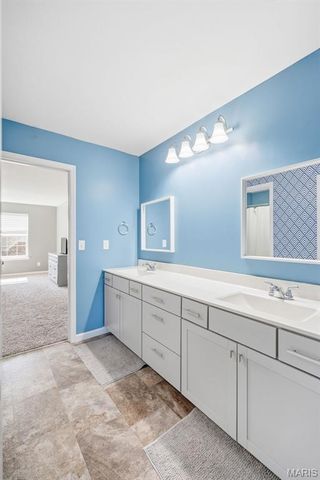 228 Carlton Point Drive, Wentzville, MO 63385