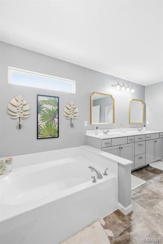 228 Carlton Point Drive, Wentzville, MO 63385