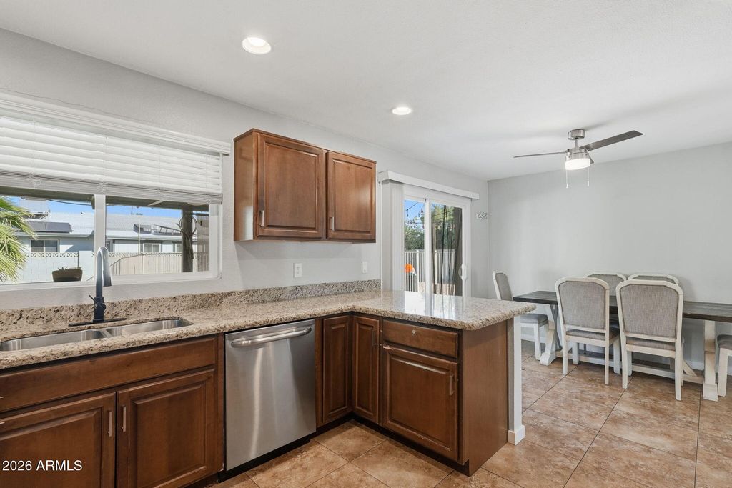 Image 12 of property listing at 18815 N 22ND Lane, Phoenix, AZ 85027