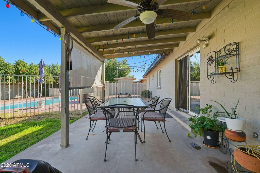 Image 26 of property listing at 18815 N 22ND Lane, Phoenix, AZ 85027