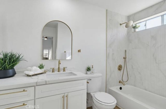 514 Jamacha Road 4J, El Cajon, CA 92019