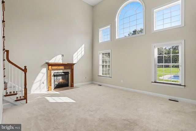404 SORBIE LN, Mechanicsburg, PA 17050