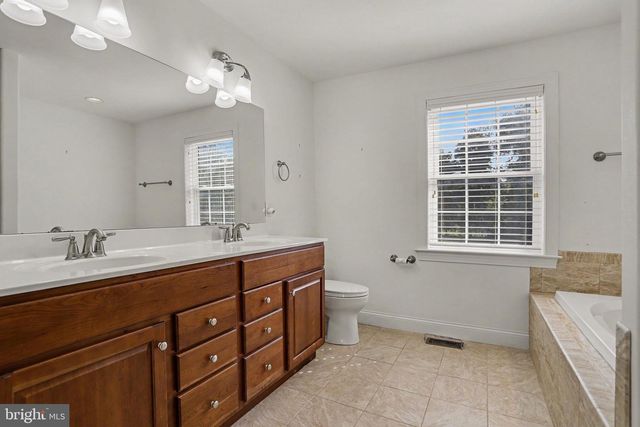 404 SORBIE LN, Mechanicsburg, PA 17050
