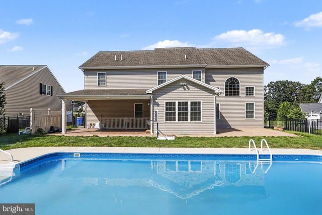 404 SORBIE LN, Mechanicsburg, PA 17050