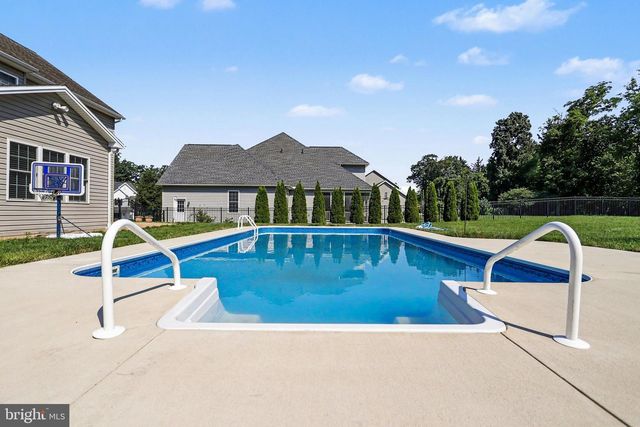 404 SORBIE LN, Mechanicsburg, PA 17050