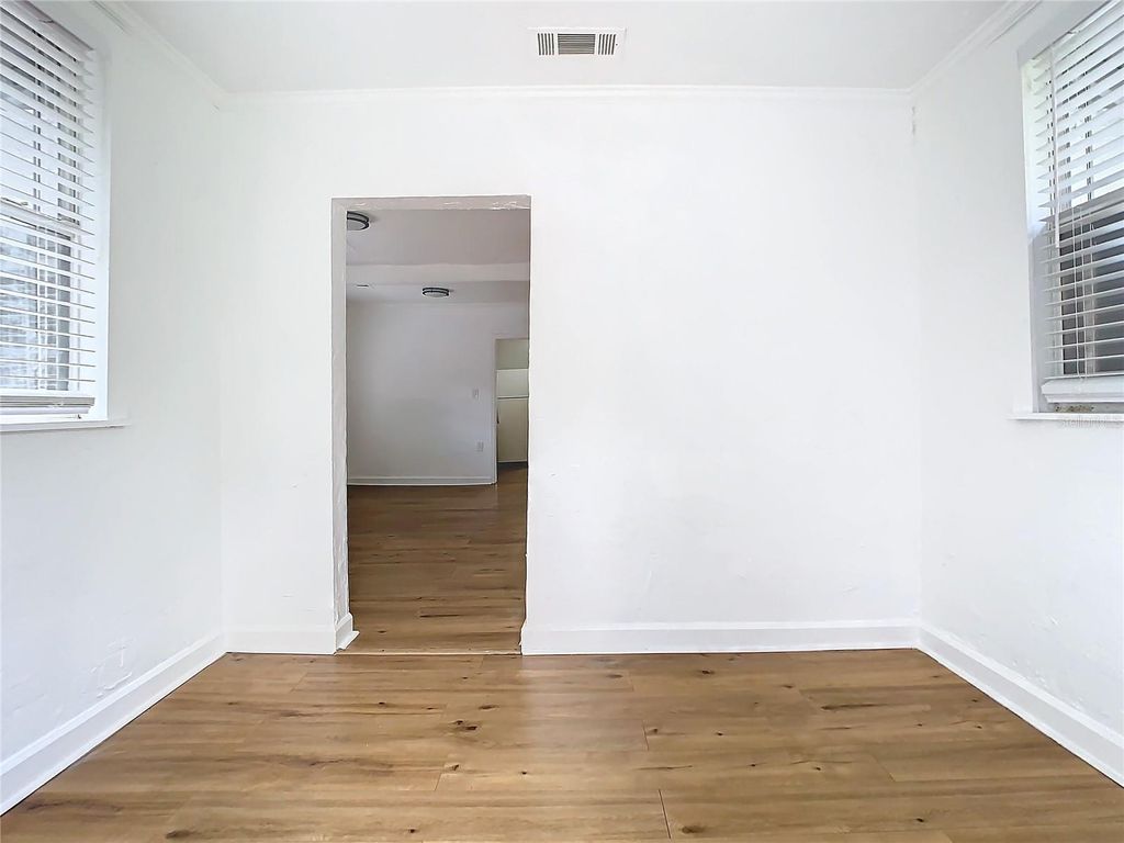 Image 24 of property listing at 914 26TH STREET, Orlando, FL 32805