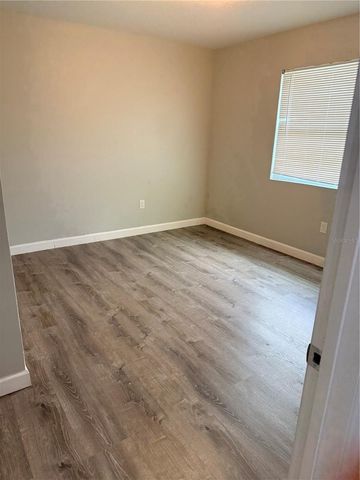 1002 E BOUGAINVILLEA AVENUE, Tampa, FL 33612