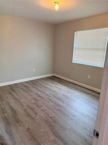 1002 E BOUGAINVILLEA AVENUE, Tampa, FL 33612