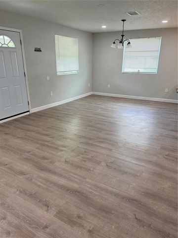 1002 E BOUGAINVILLEA AVENUE, Tampa, FL 33612