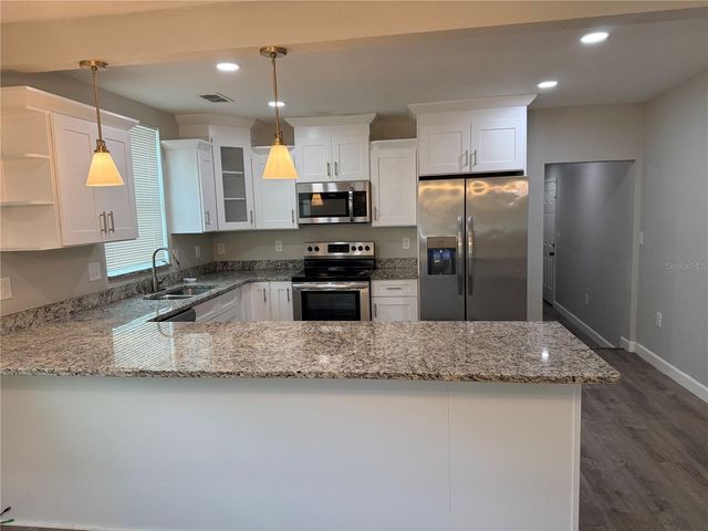 1002 E BOUGAINVILLEA AVENUE, Tampa, FL 33612