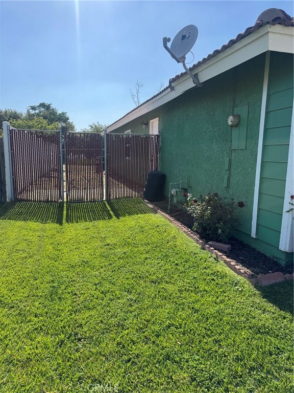 Image 5 of property listing at 1771 Vasili Lane, Beaumont, CA 92223