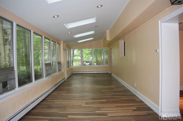 13 Pinter Lane, South Brunswick, NJ 08852