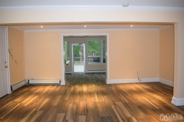 13 Pinter Lane, South Brunswick, NJ 08852