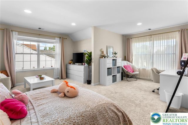 540 Chief Tatamy Street, Tatamy Boro, PA 18045