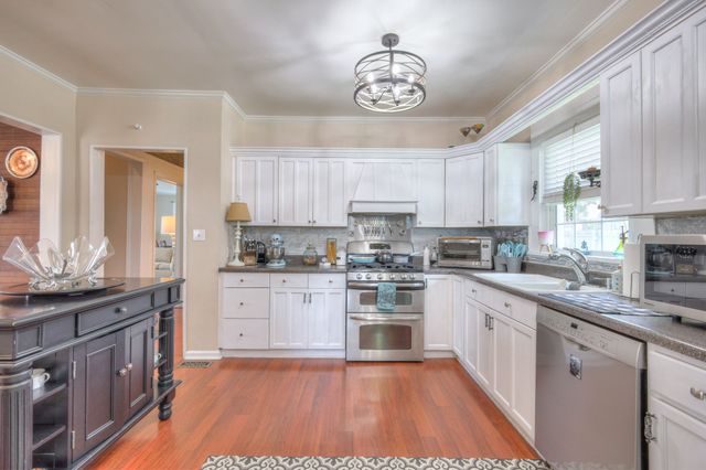 2876 Duplex Rd, Spring Hill, TN 37174