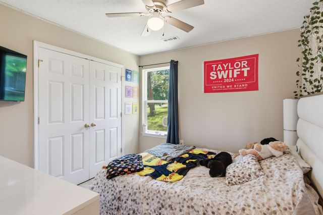 7512 Chester Rd, Fairview, TN 37062