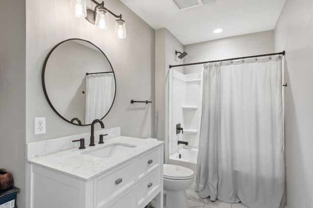 7512 Chester Rd, Fairview, TN 37062